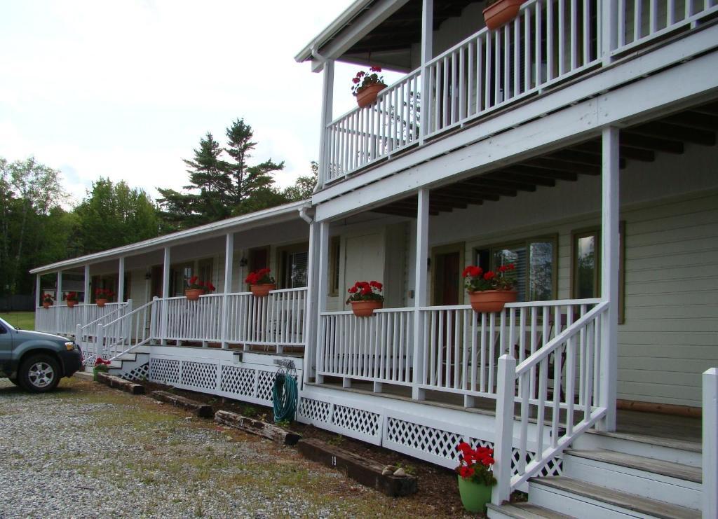 Bay Leaf Cottages & Bistro Lincolnville Zewnętrze zdjęcie